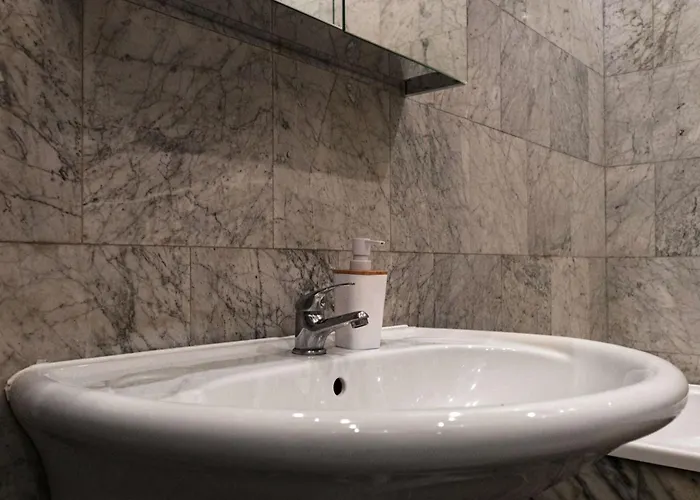 Elegant Private Close To Millennium