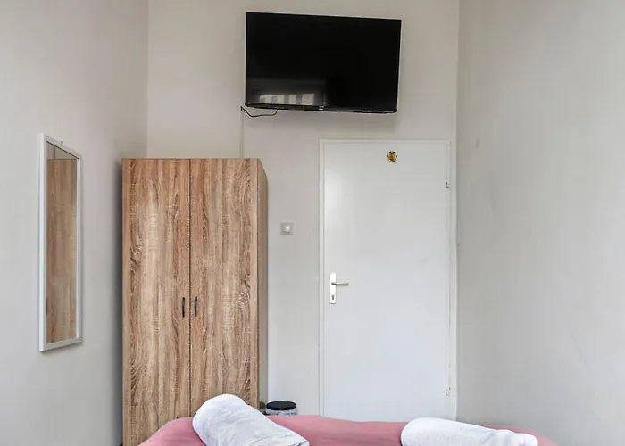 Elegant Private Close To Millennium Διαμέρισμα Βιέννη